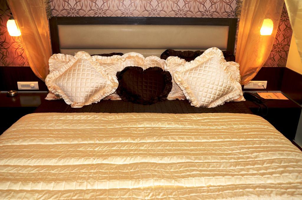 Hotel Kartikey ジャイプール エクステリア 写真