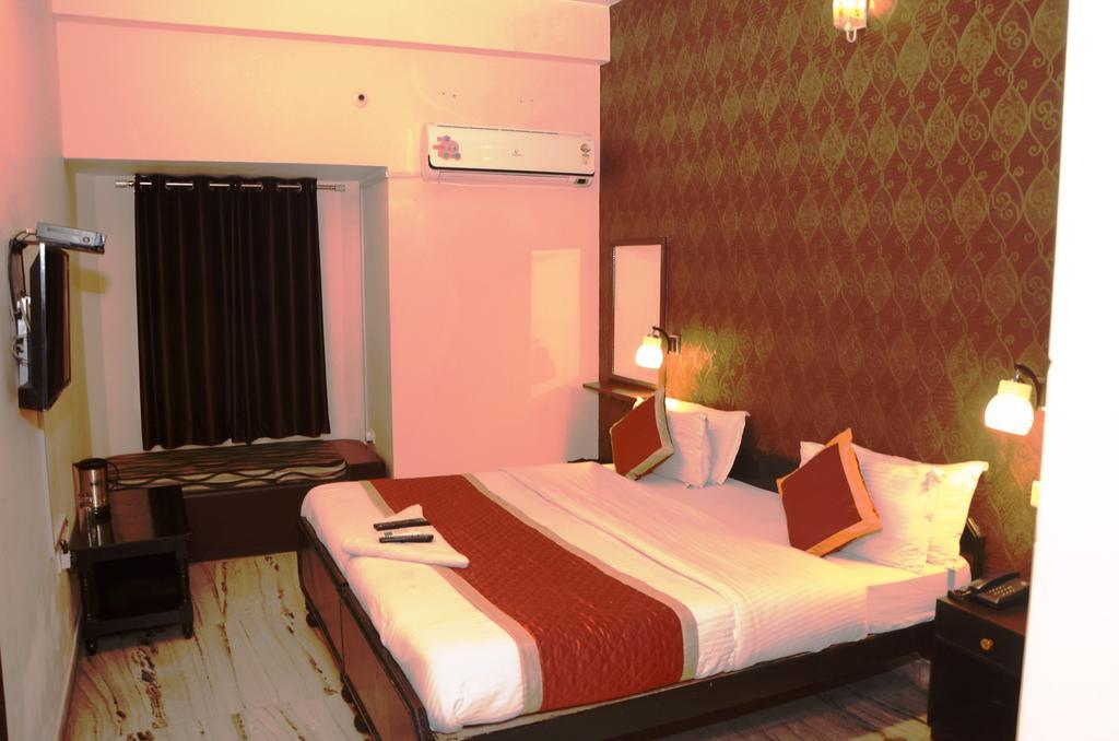 Hotel Kartikey ジャイプール エクステリア 写真