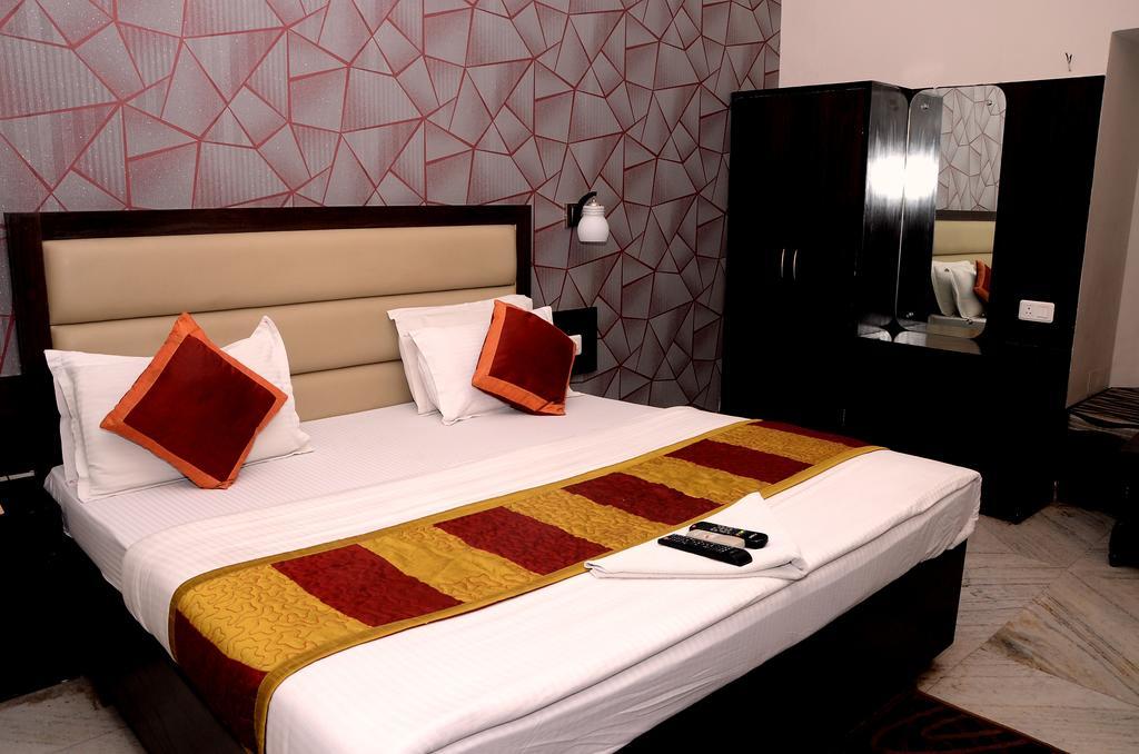 Hotel Kartikey ジャイプール エクステリア 写真